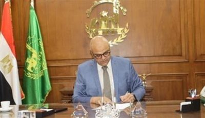 بعد مشاجرة المعلمين.. محافظ القليوبية يستبعد مدير إدارة قليوب ومديرة مدرسة ميت حلفا ومدرسا| بث مباشر