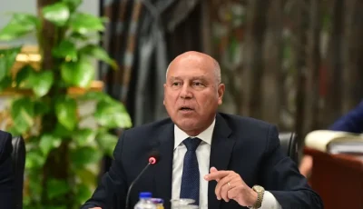 وزير النقل يبحث مع الرئيس التنفيذي لمجموعة موانئ أبوظبي الموقف التنفيذي للمشروعات المشتركة